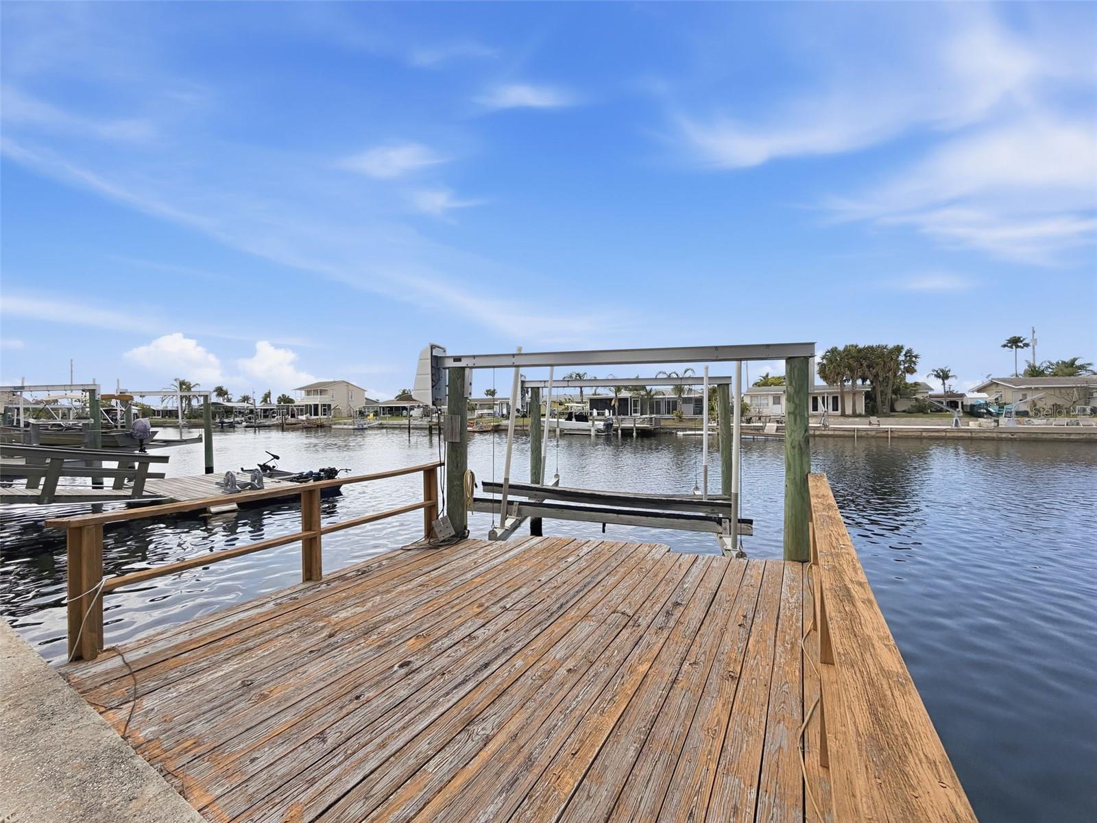 LEISURE BEACH - Residential