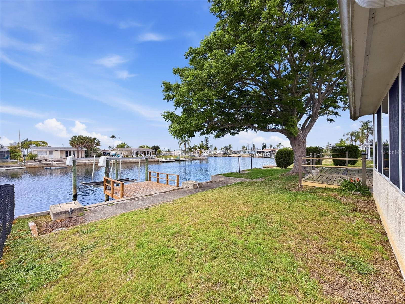 LEISURE BEACH - Residential