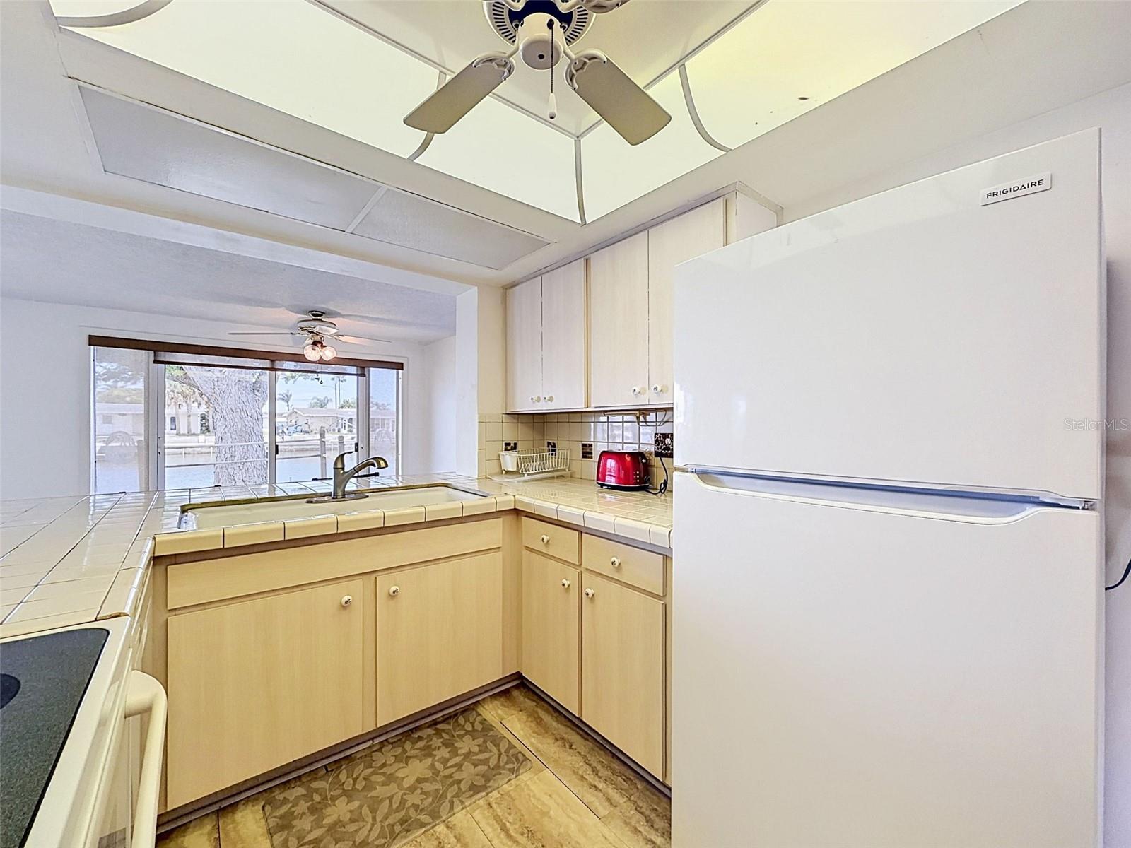 LEISURE BEACH - Residential