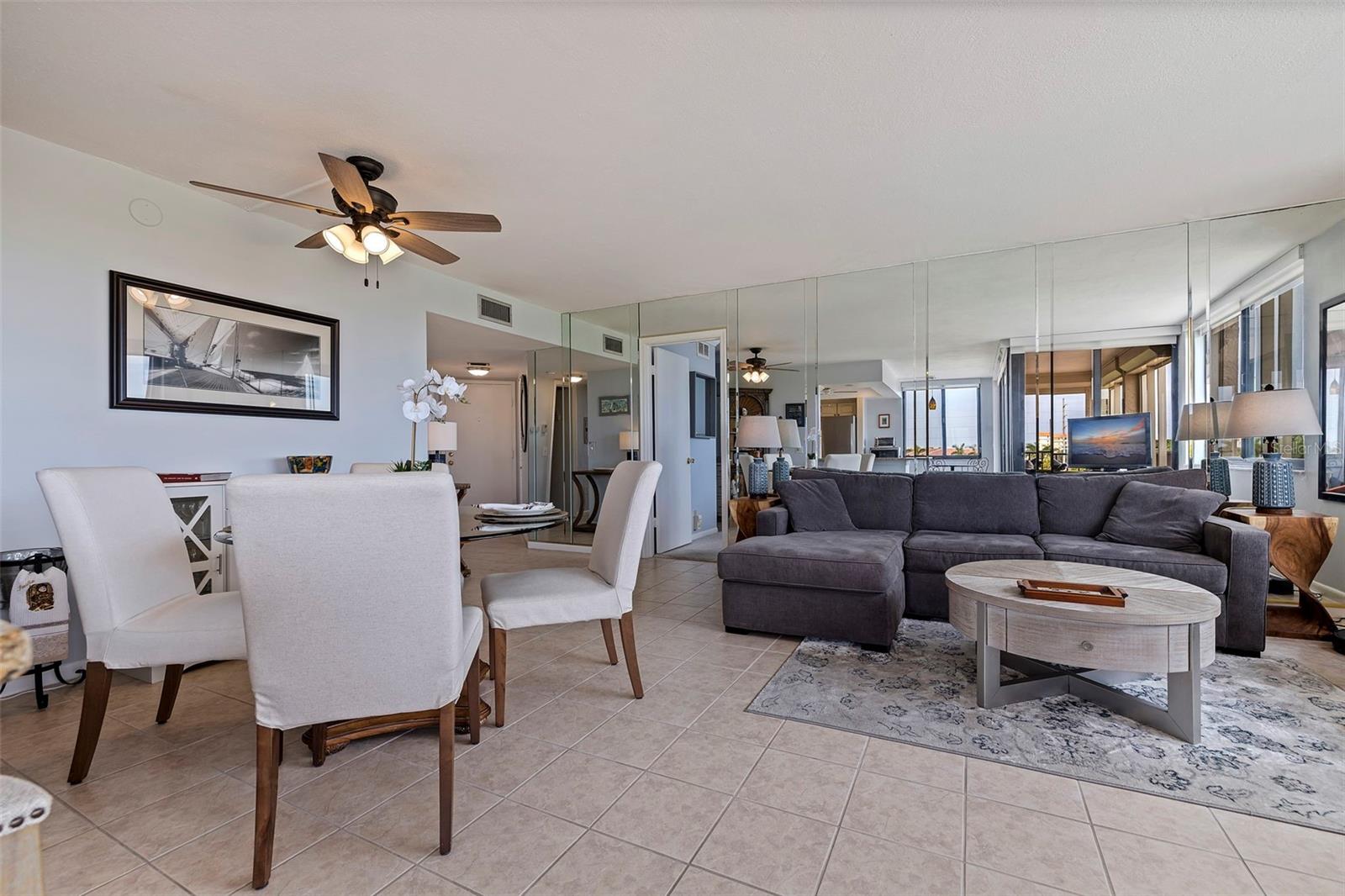 6104 PALMA DEL MAR BOULEVARD S 404