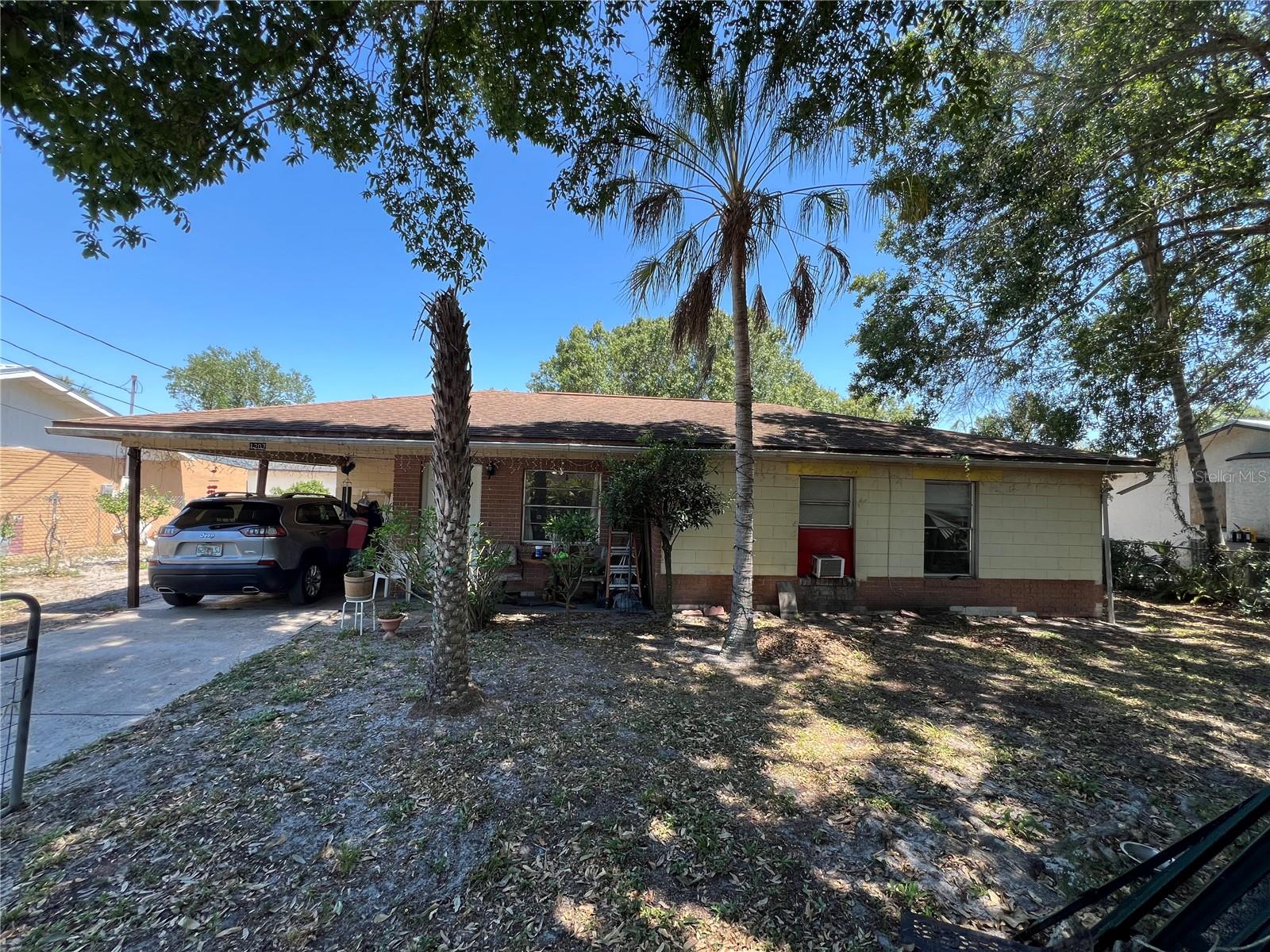 MOTIVATED SELLER — ALL OFFERS WELCOME!
Don’t miss this incredible opportunity at 1207 NE Hickory St! The seller is highly motivated and ready to negotiate — this is your chance to secure a fantastic property at an unbeatable price. Whether you're an investor looking for your next flip, a buyer ready to add personal touches, or someone searching for serious value, this home is the one.
Featuring 3 spacious bedrooms with built-in closets, 1 full bathroom plus a half bath, a separate laundry room, and a kitchen equipped with appliances, this property has strong bones and endless potential.
Conveniently located just minutes from downtown and close to shopping, dining, and schools, the location couldn’t be better for future resale or rental income.
With some updates and vision, you can easily transform this property into a true gem. Opportunities like this — with seller flexibility and prime location — don't come around often.
Bring your best offer — seller is ready to make a deal!