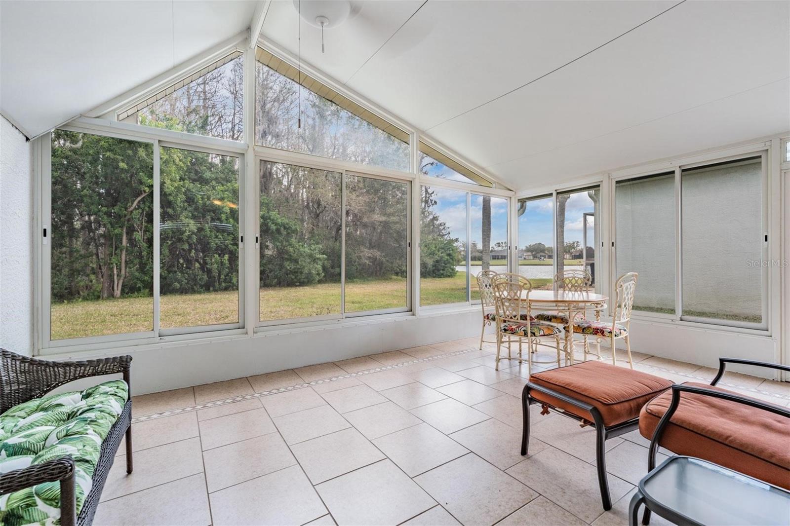 1216 WINDING WILLOW DRIVE