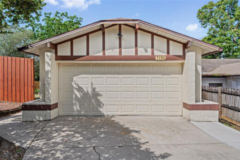 Photo of 7138 Harbor Heights Drive, Orlando, FL 32835 (MLS # O6402167)