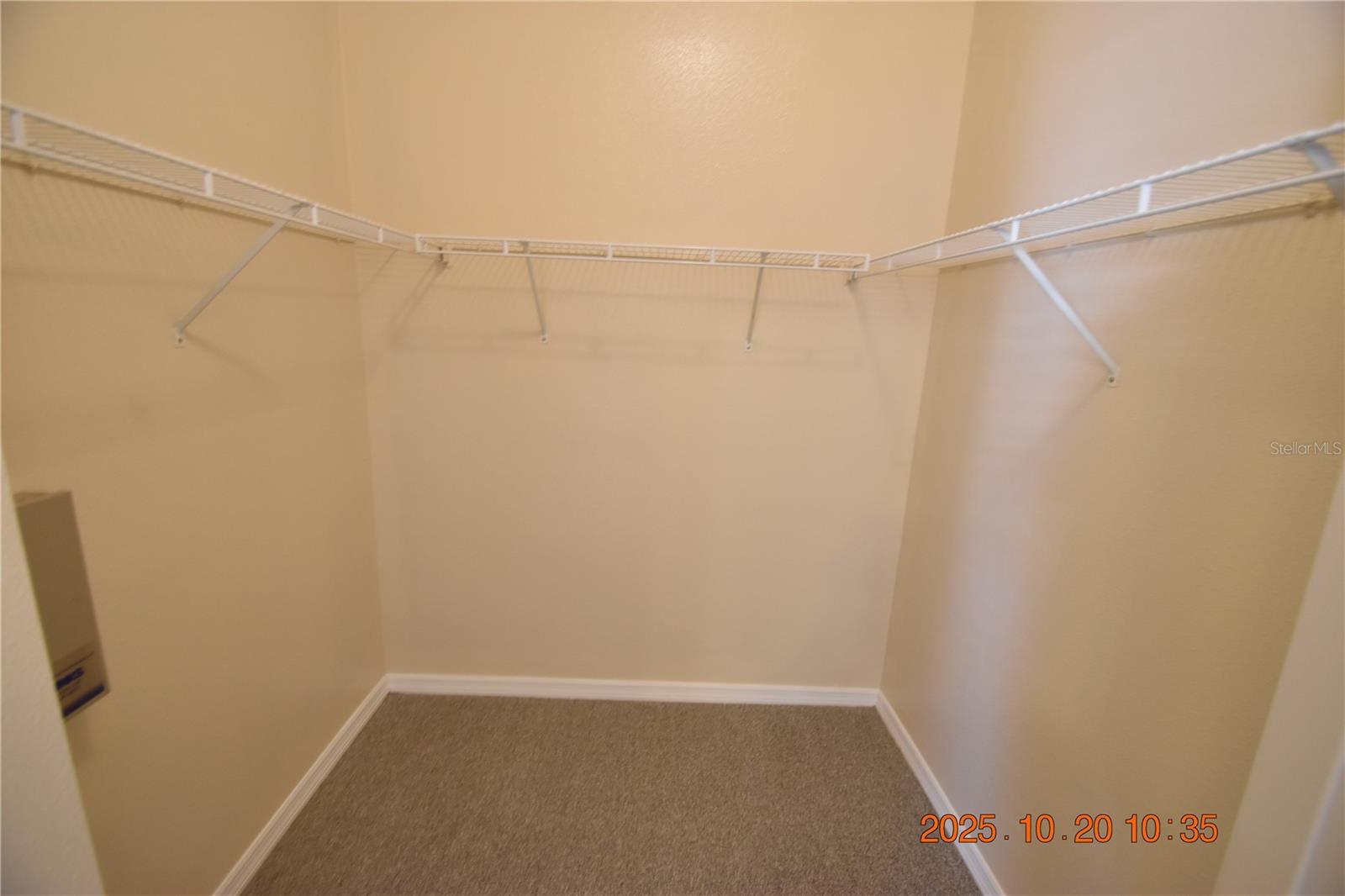 VILLAGES OF BLOOMINGDALE PH - Residential Lease