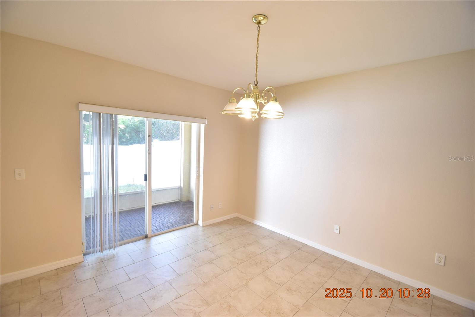 VILLAGES OF BLOOMINGDALE PH - Residential Lease