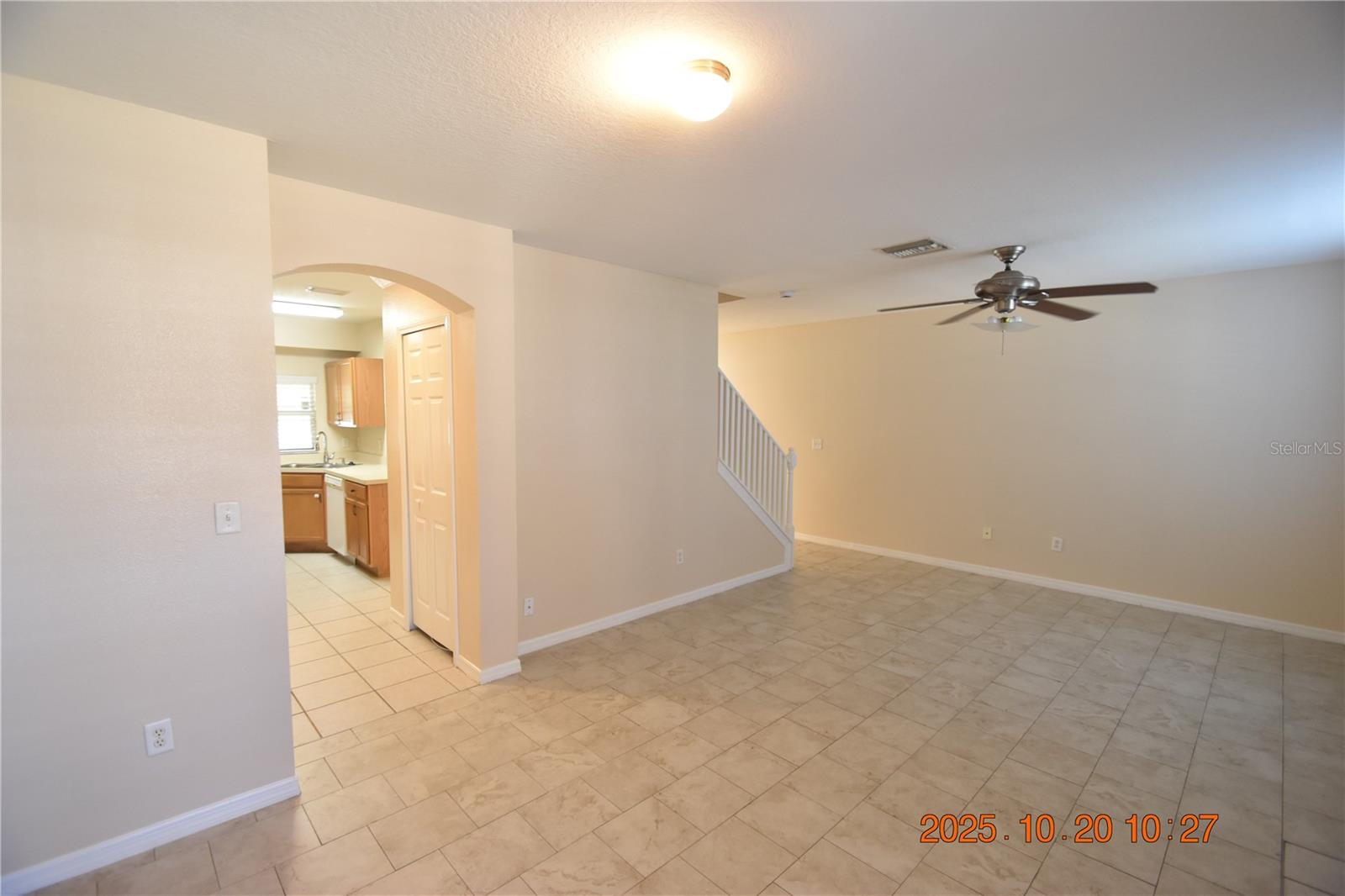 VILLAGES OF BLOOMINGDALE PH - Residential Lease