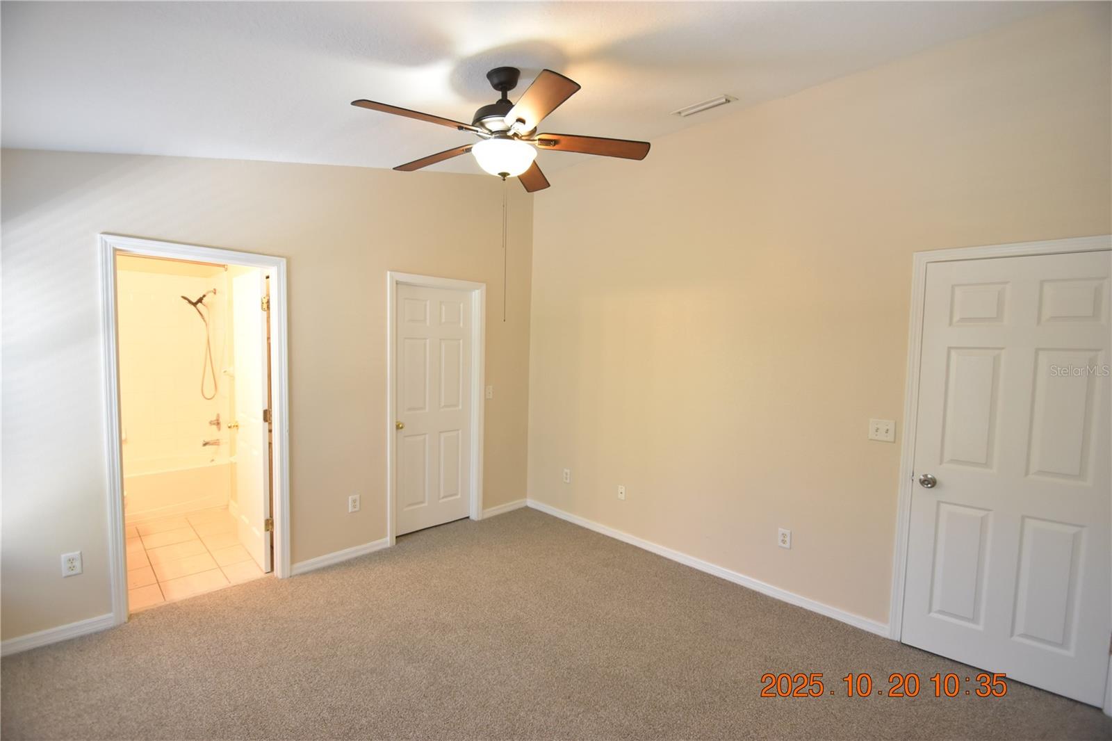 VILLAGES OF BLOOMINGDALE PH - Residential Lease