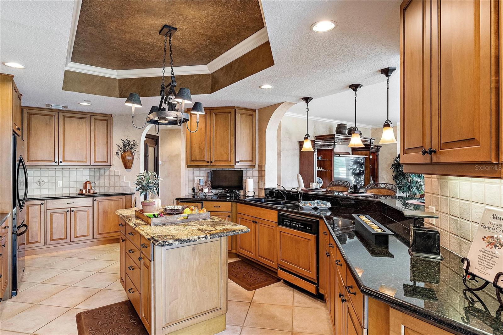 VINOY PLACE CONDO - Residential