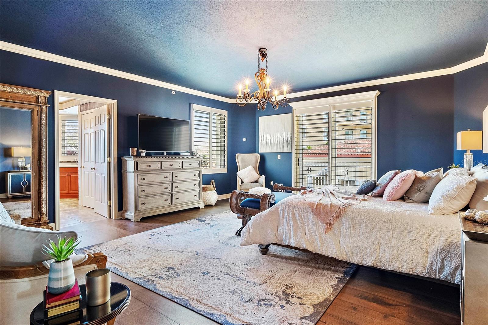 VINOY PLACE CONDO - Residential