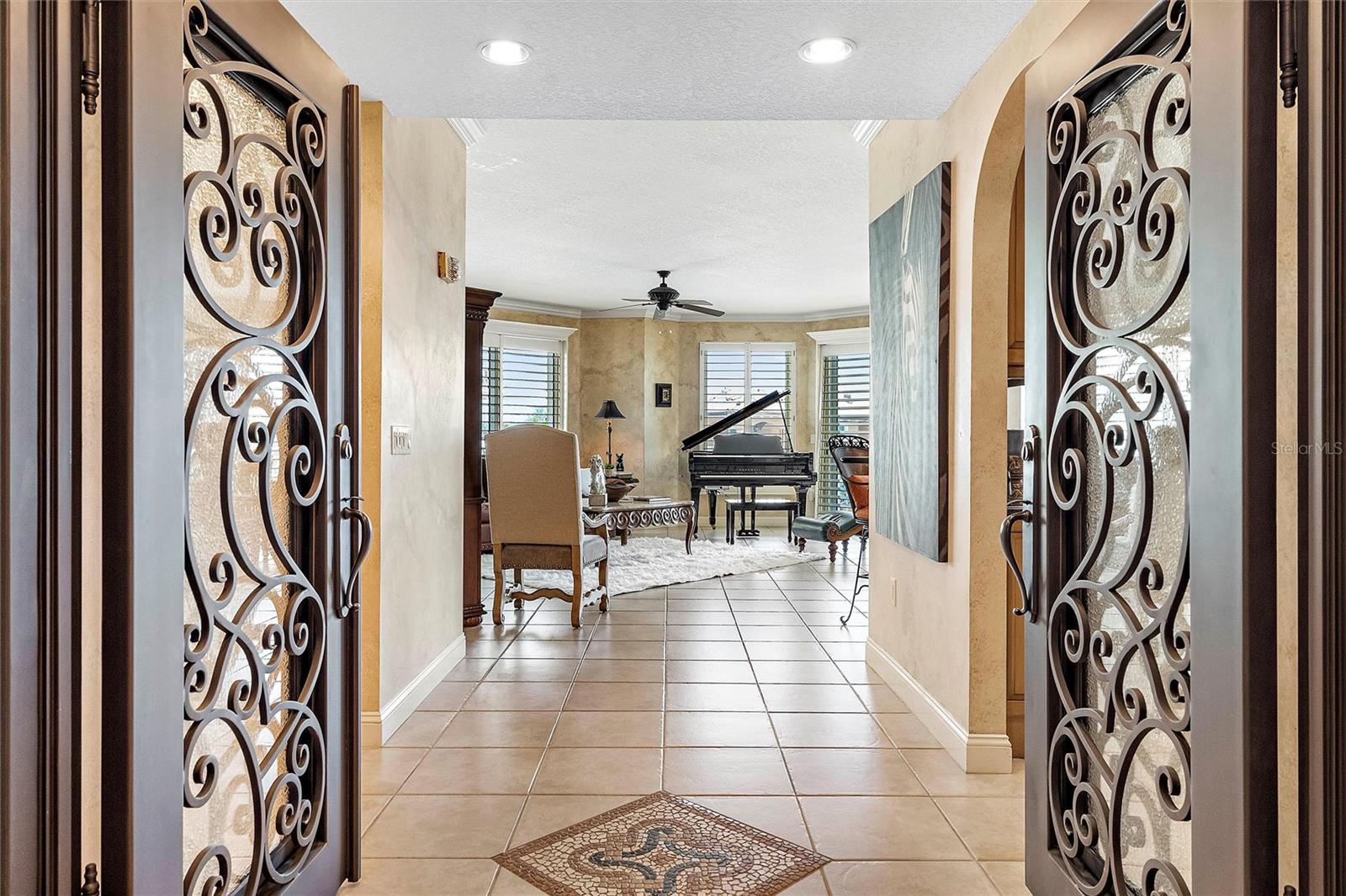 VINOY PLACE CONDO - Residential