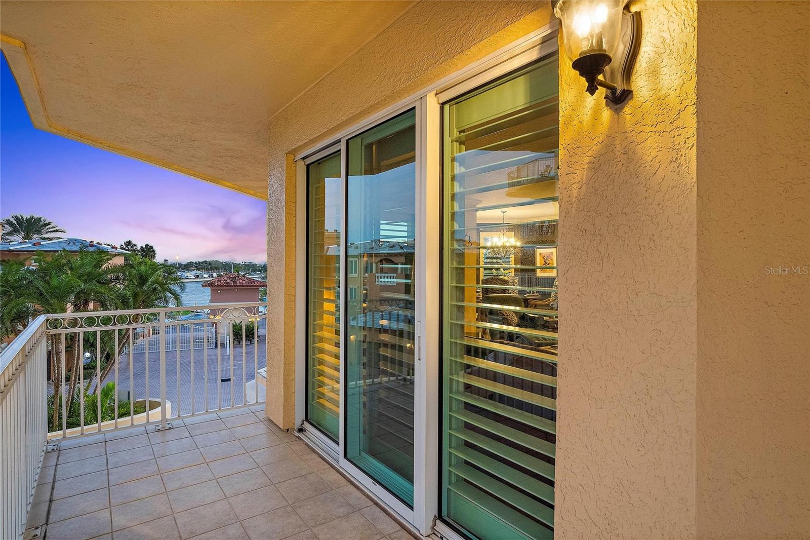 VINOY PLACE CONDO - Residential