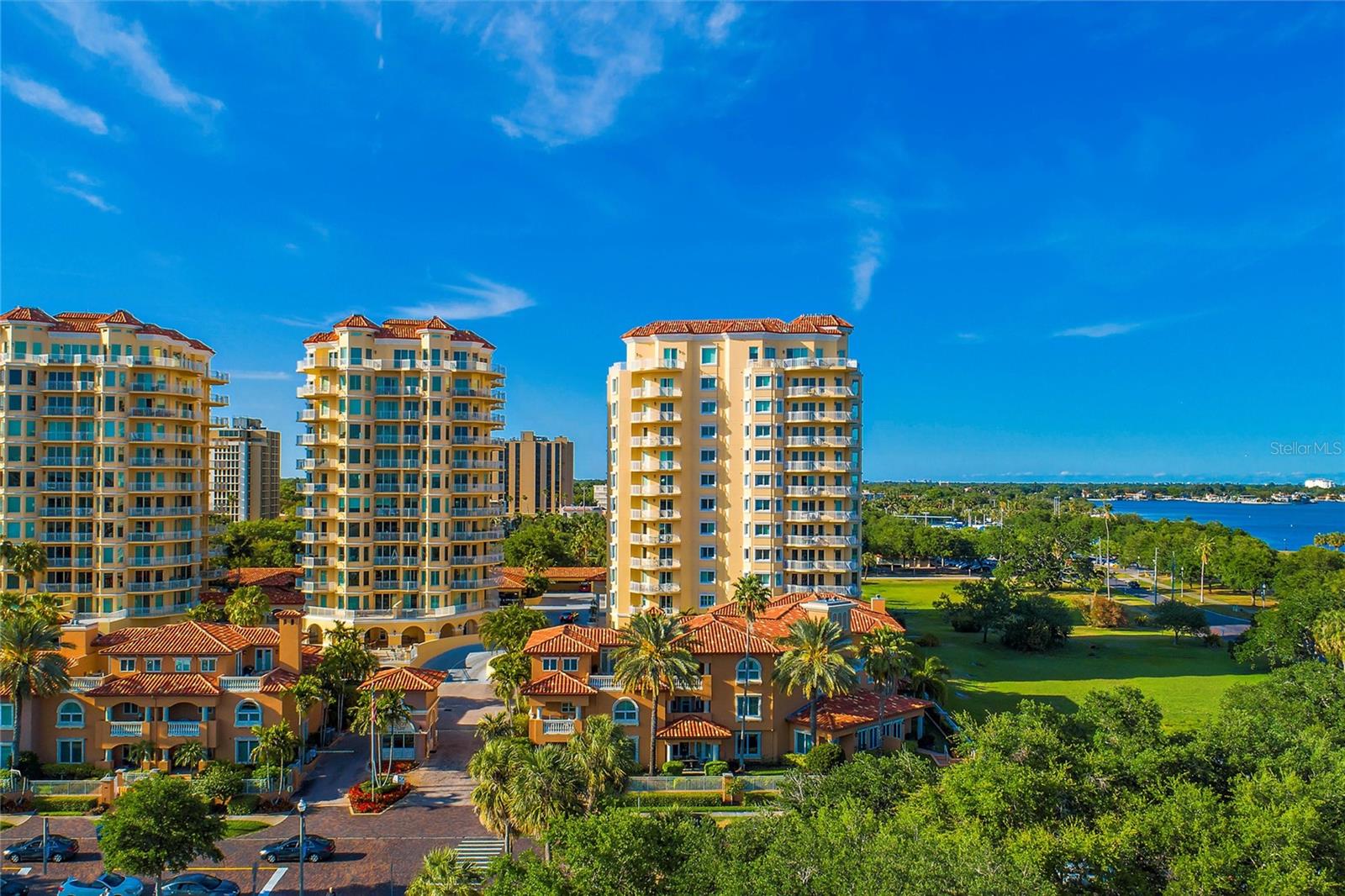 VINOY PLACE CONDO - Residential