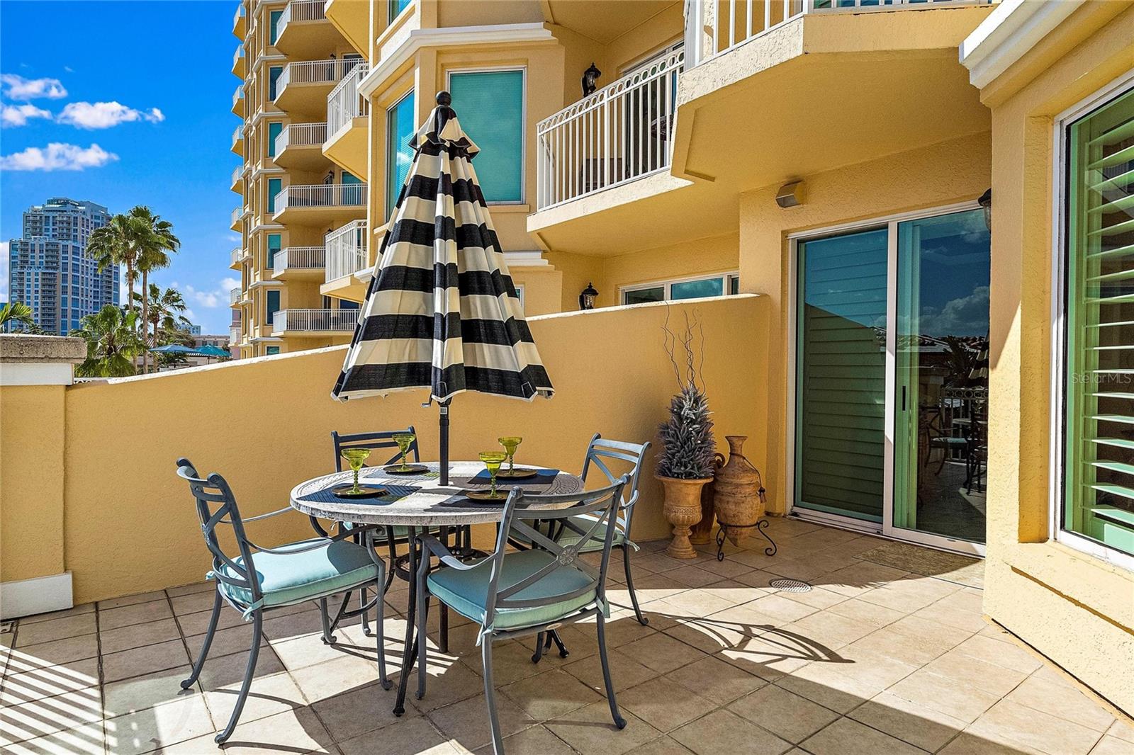 VINOY PLACE CONDO - Residential