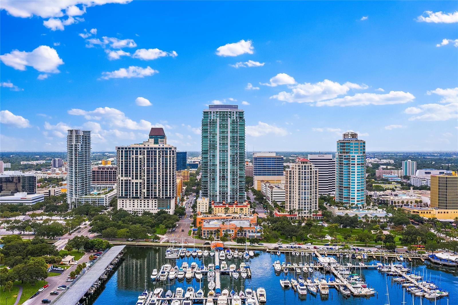 VINOY PLACE CONDO - Residential