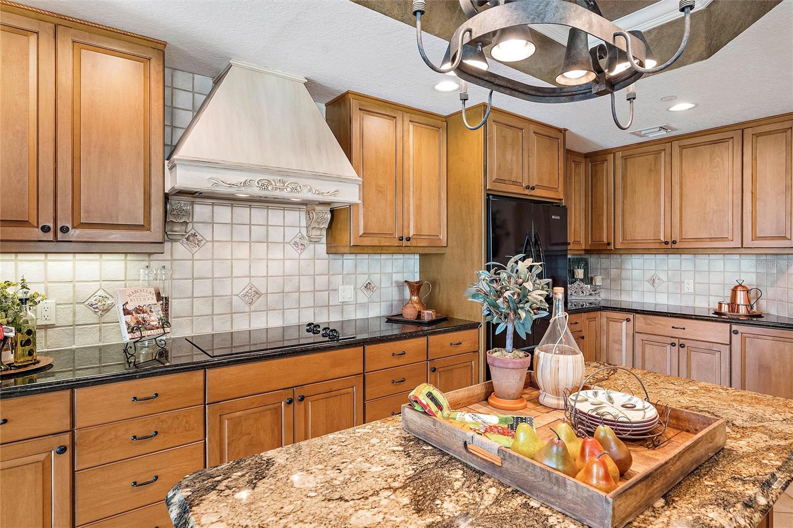 VINOY PLACE CONDO - Residential