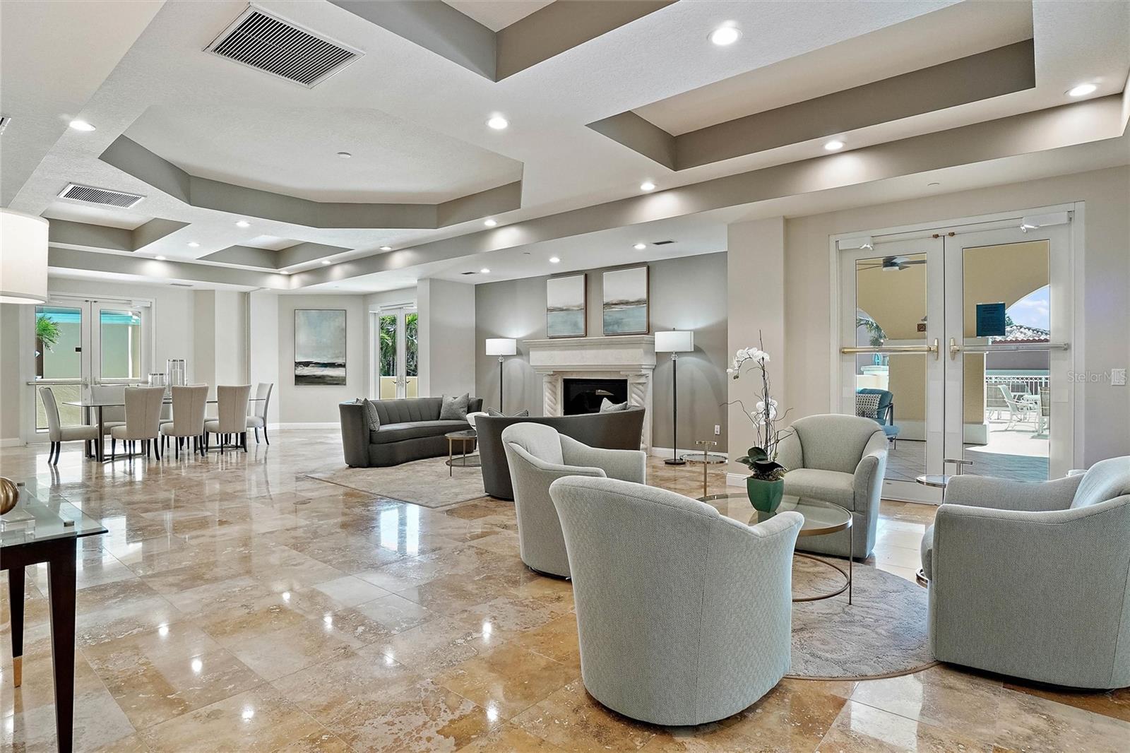 VINOY PLACE CONDO - Residential