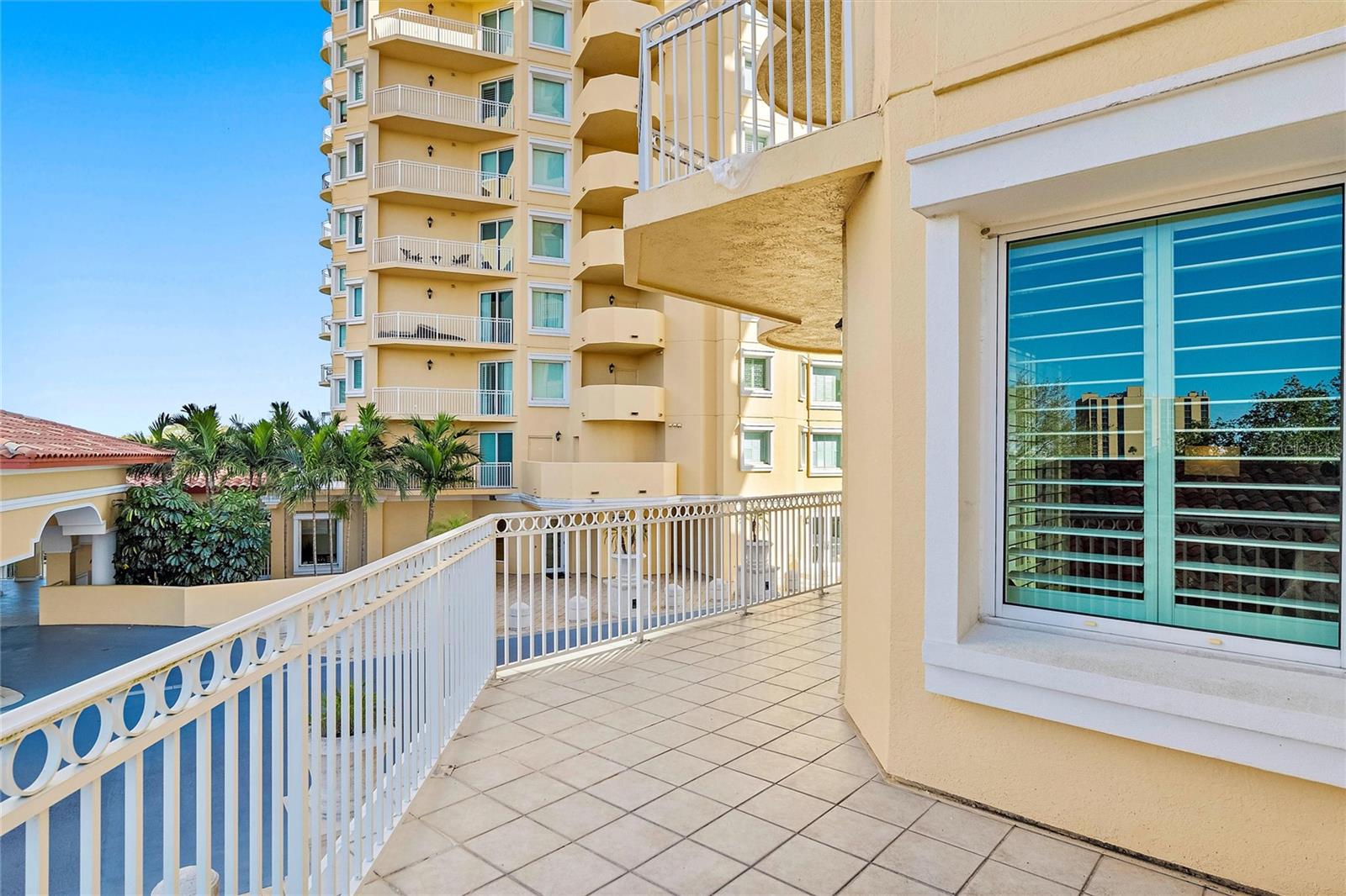 VINOY PLACE CONDO - Residential
