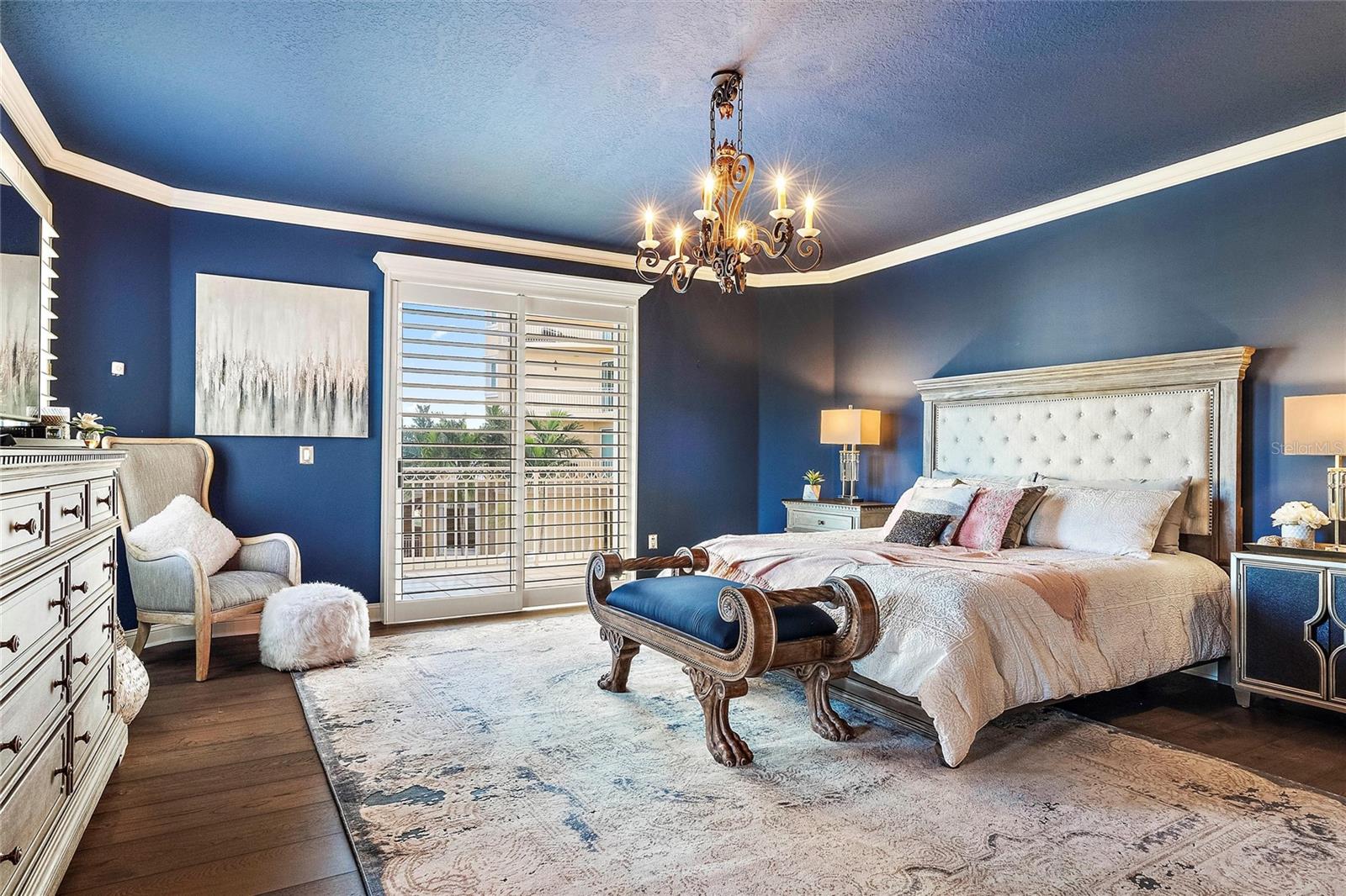 VINOY PLACE CONDO - Residential