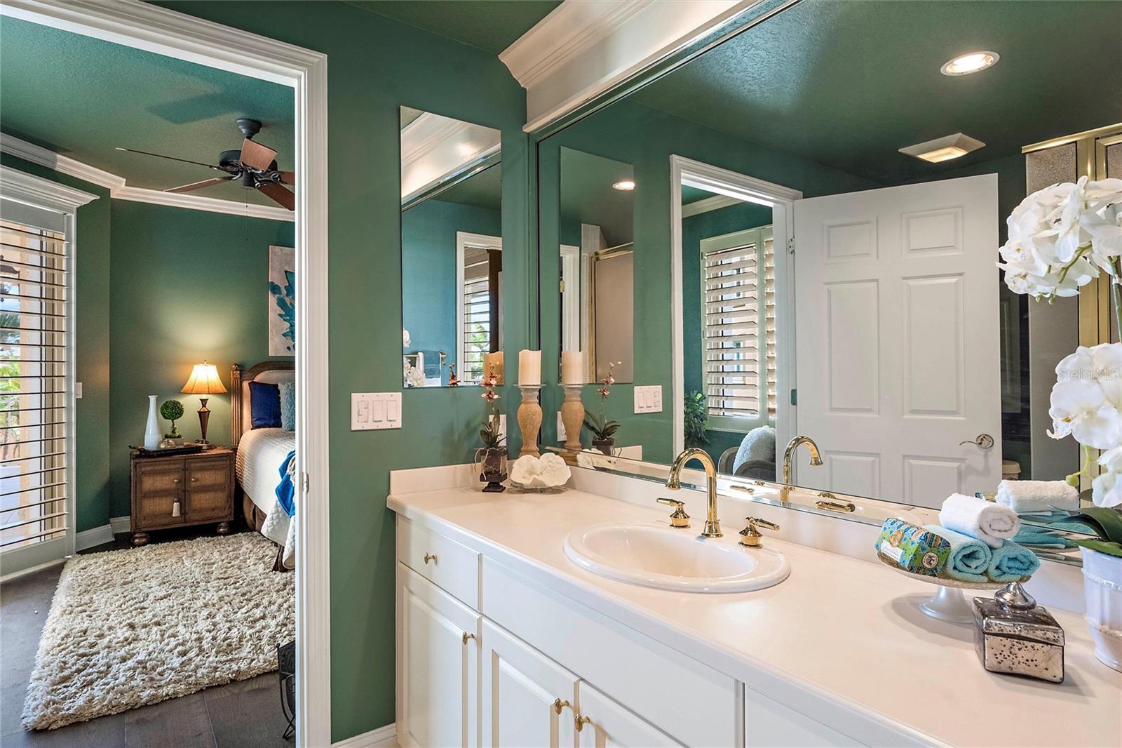 VINOY PLACE CONDO - Residential