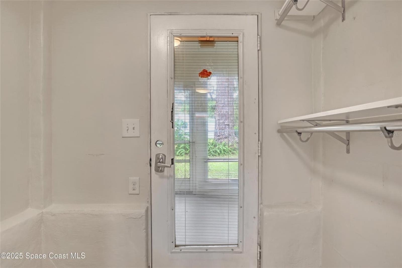 DELESPINE ON RIVER RESUB PT - Residential