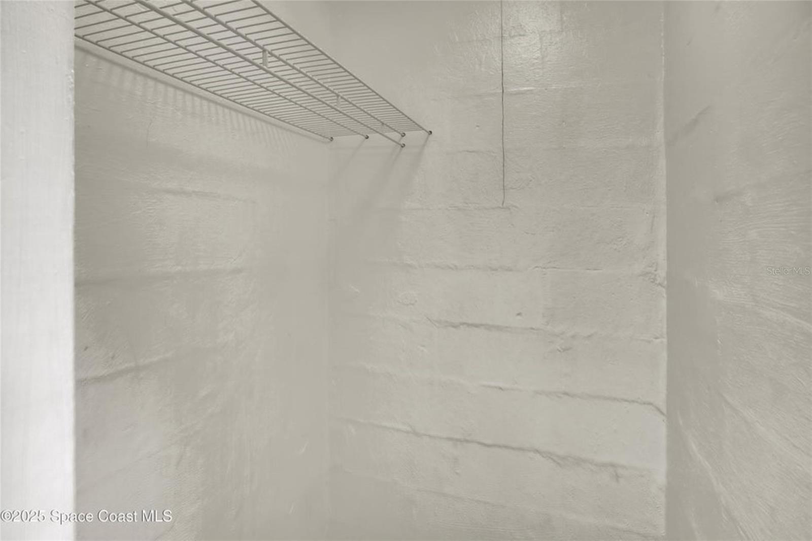 DELESPINE ON RIVER RESUB PT - Residential