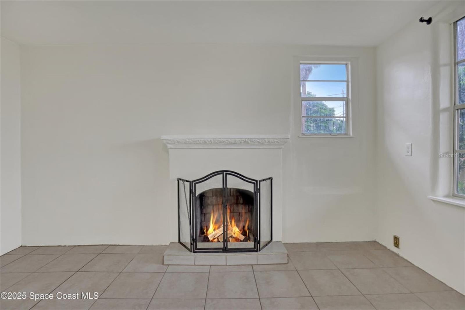 DELESPINE ON RIVER RESUB PT - Residential