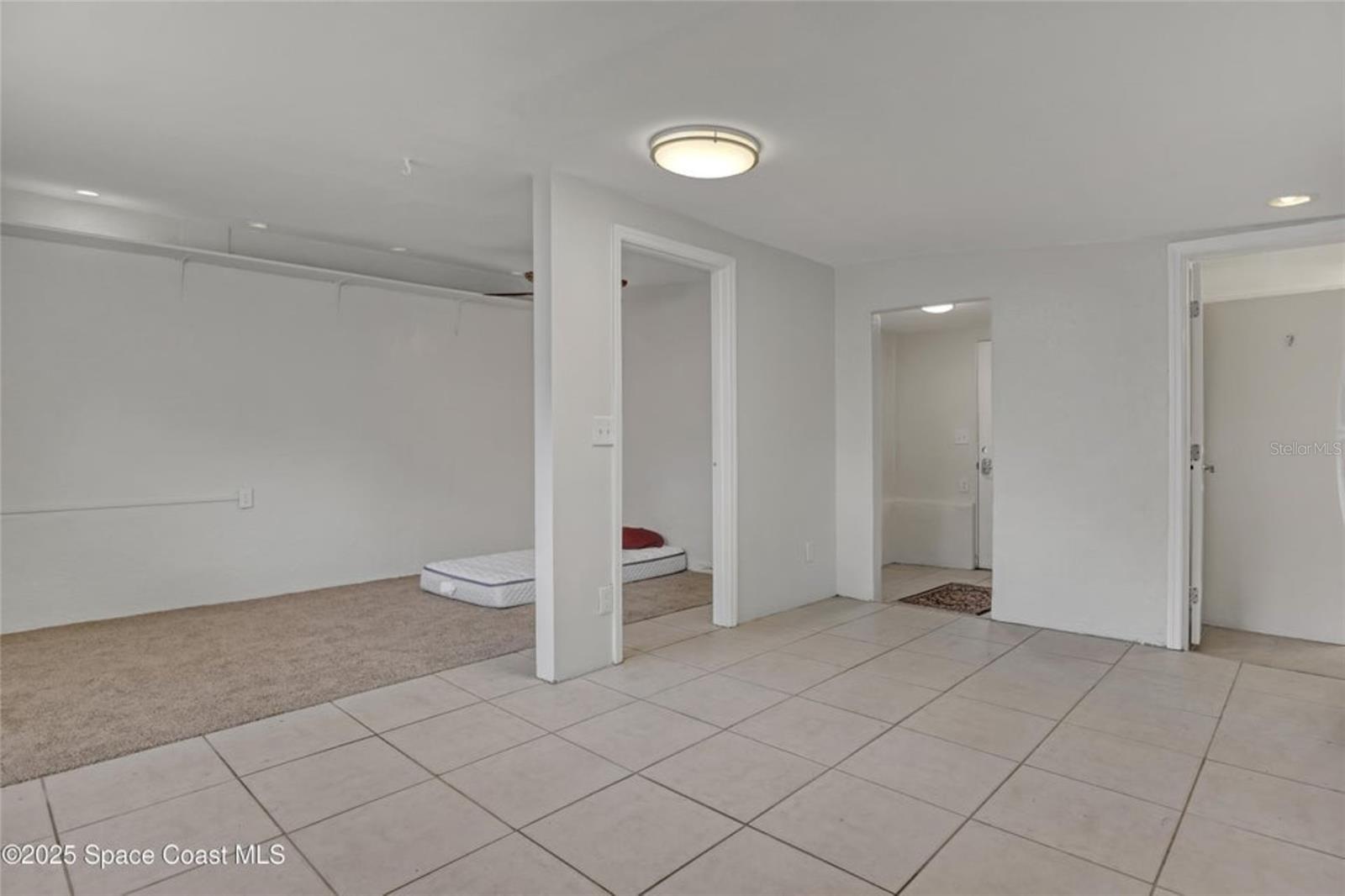 DELESPINE ON RIVER RESUB PT - Residential