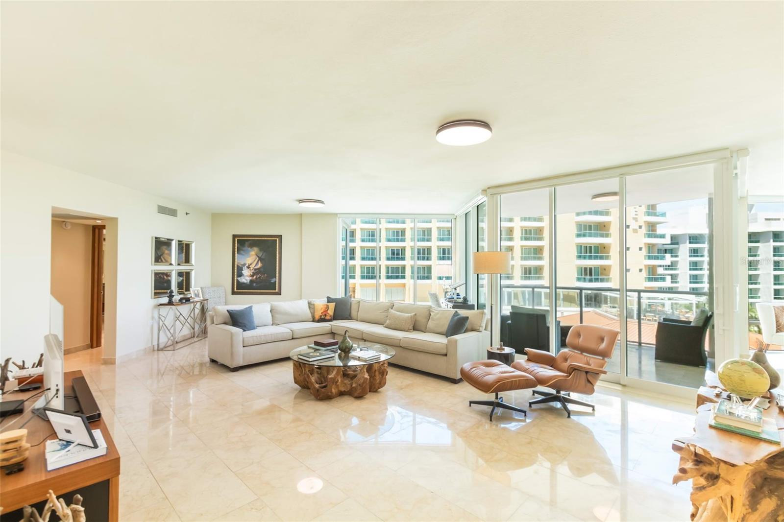 5 MUNOZ RIVERA AVENUE 504