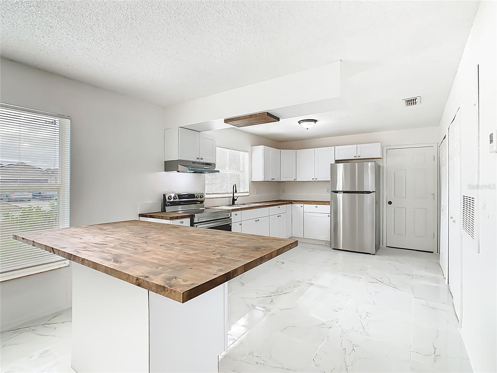 POINCIANA - Residential