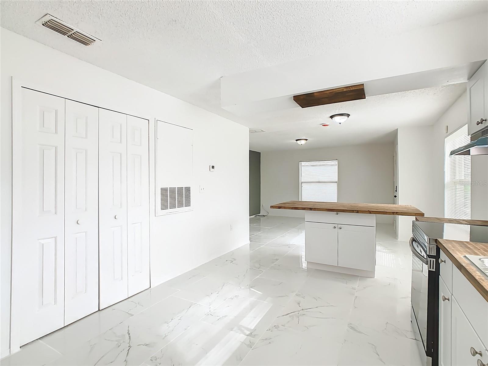 POINCIANA - Residential