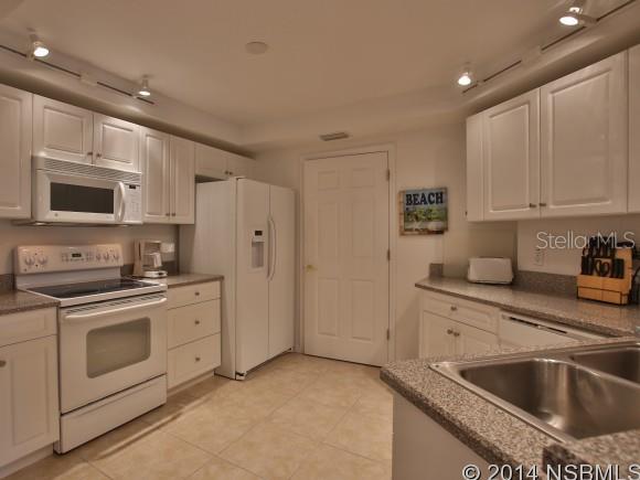 Ocean Walk Condo At Nsb Bldg 08 - Residential Lease