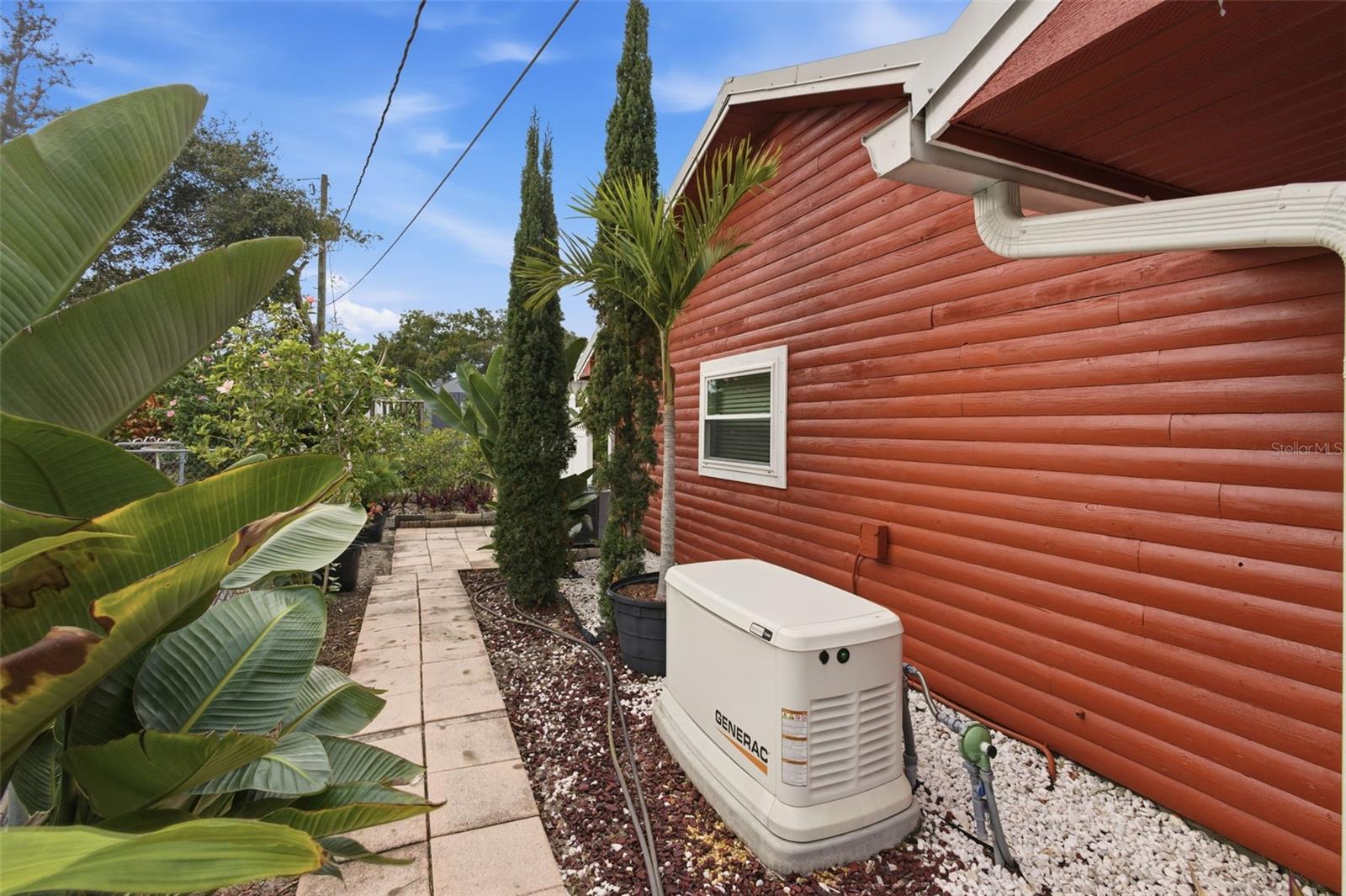 DELTONA LAKES UNIT 07 - Residential