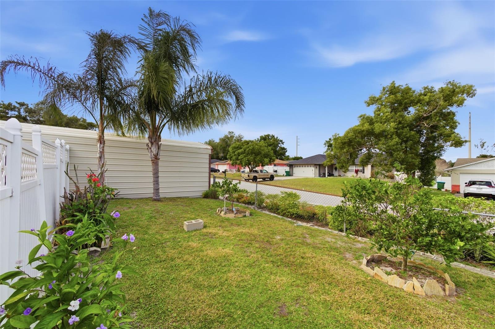 DELTONA LAKES UNIT 07 - Residential