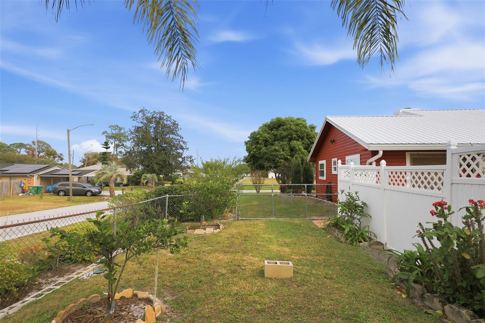 DELTONA LAKES UNIT 07 - Residential