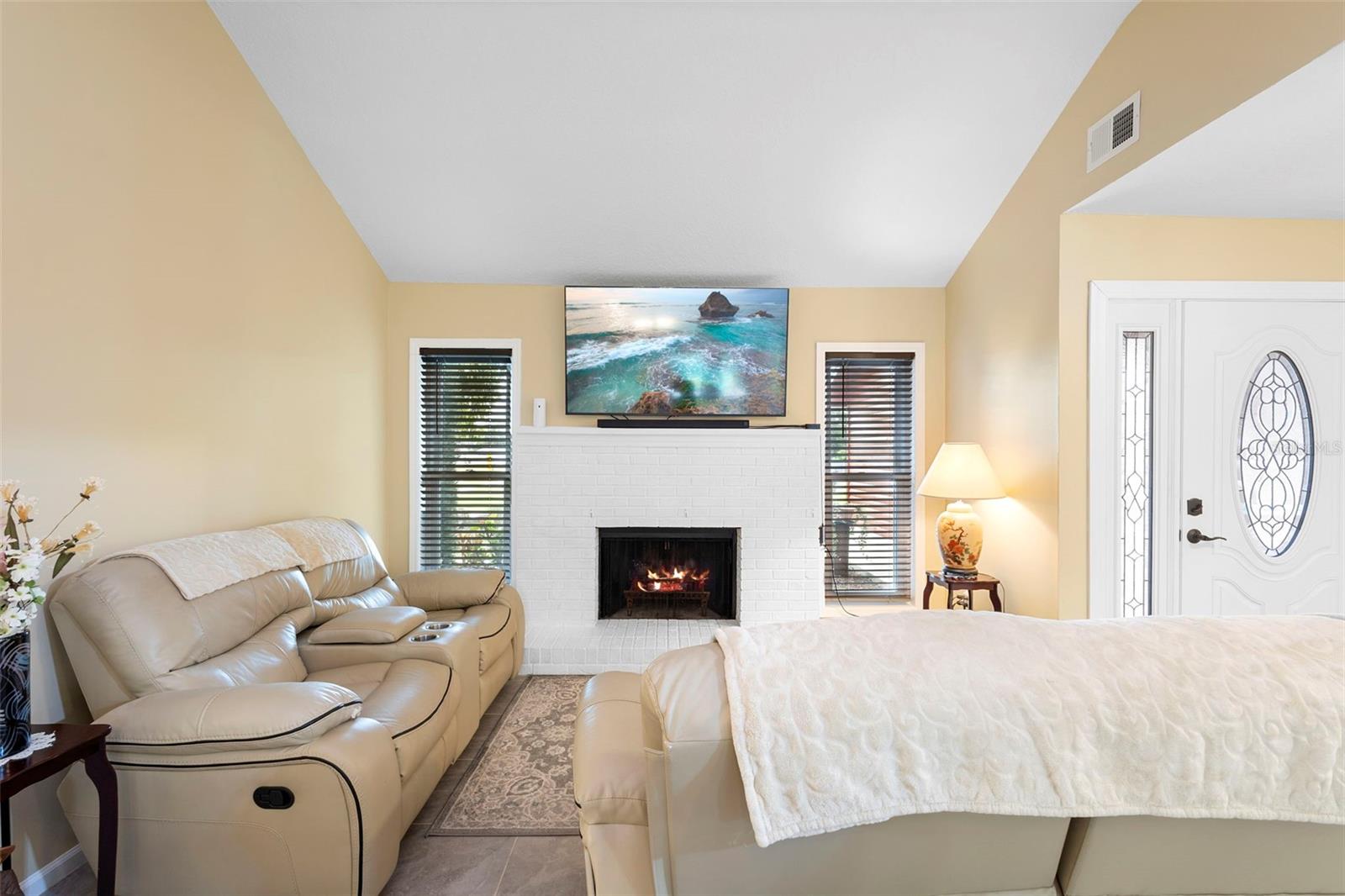 DELTONA LAKES UNIT 07 - Residential