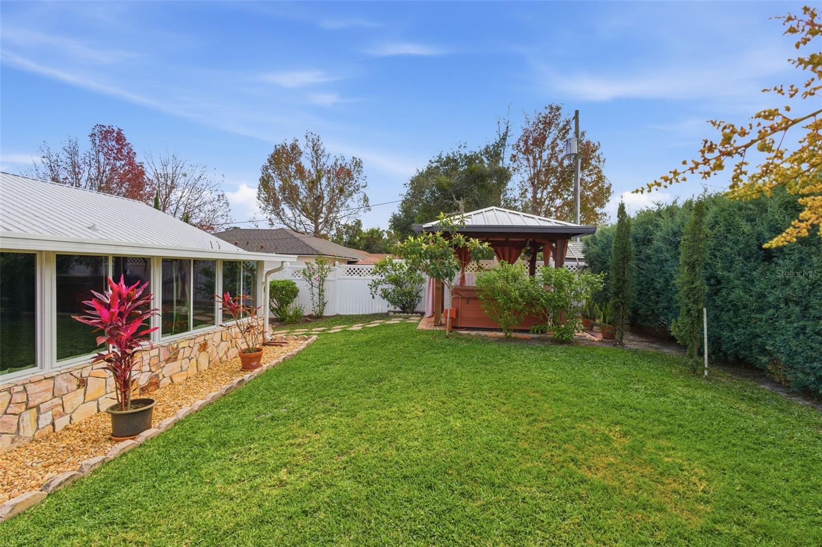 DELTONA LAKES UNIT 07 - Residential