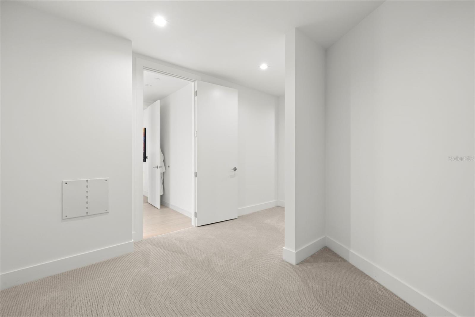 MARINA POINTE EAST - Residential
