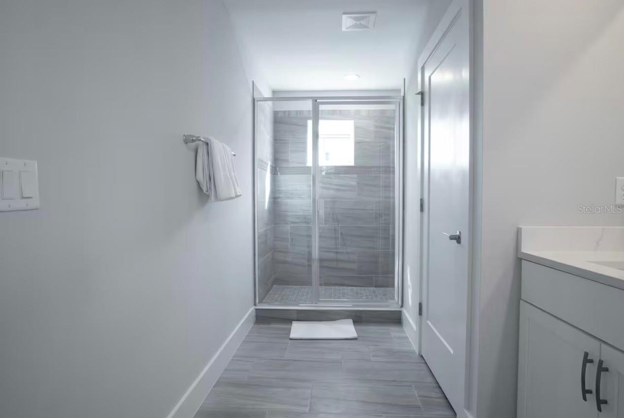 ARISHA ENCLAVE PB 25 PGS 107-108 LOT 23 - Residential Lease