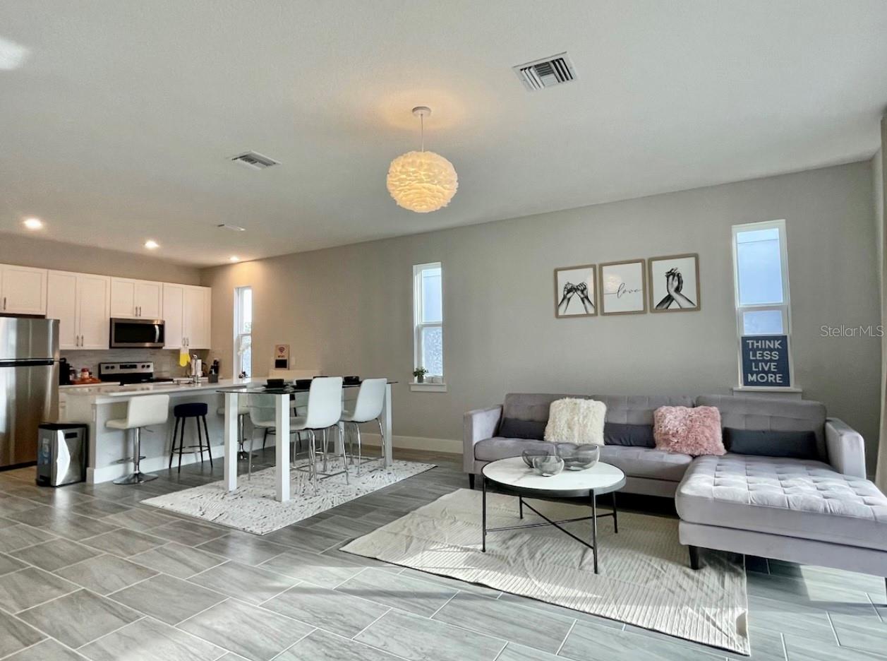 ARISHA ENCLAVE PB 25 PGS 107-108 LOT 23 - Residential Lease