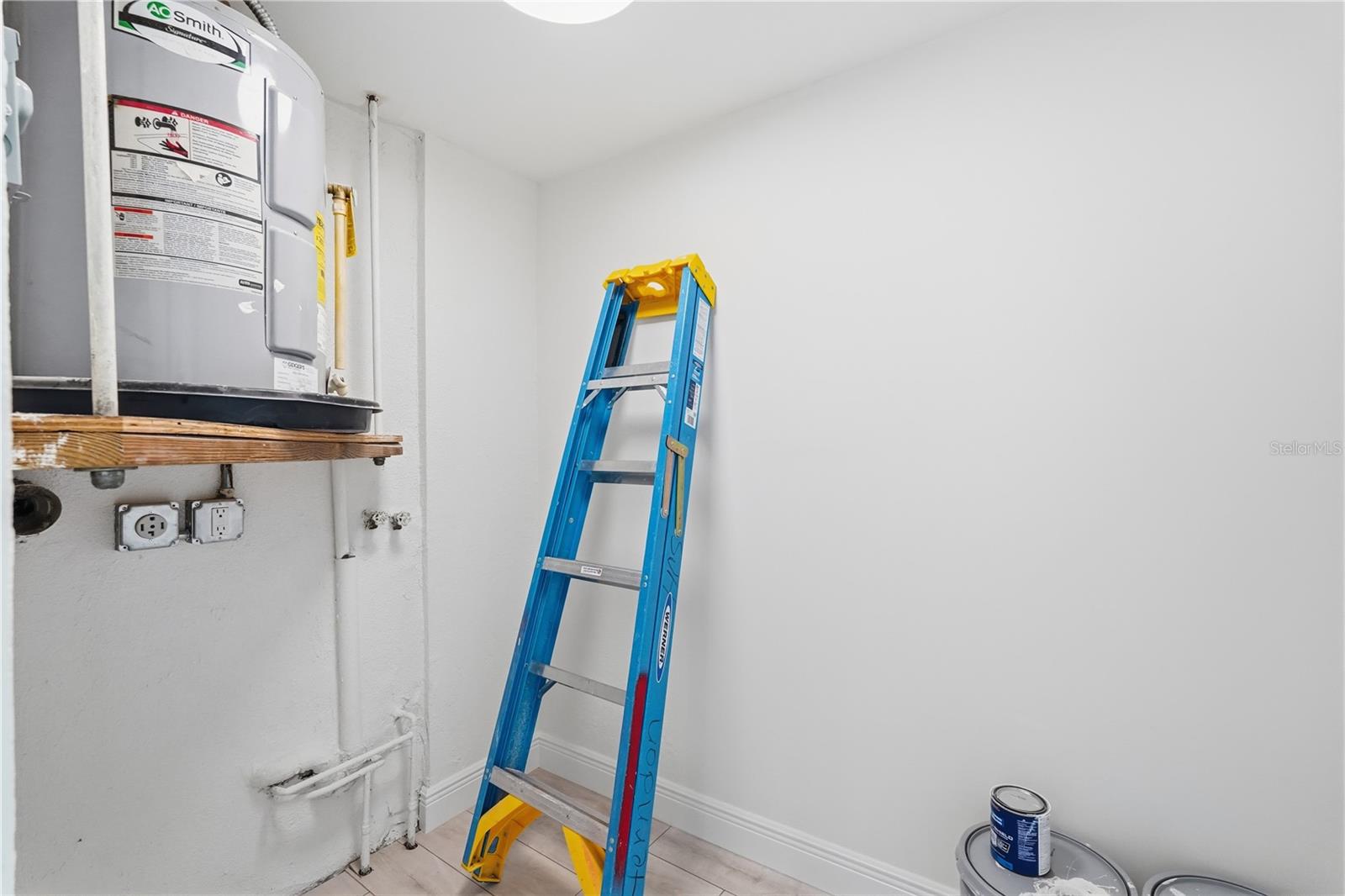 HERRON HEIGHTS - Residential