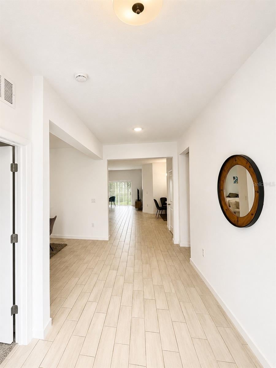 3501 YARIAN DRIVE