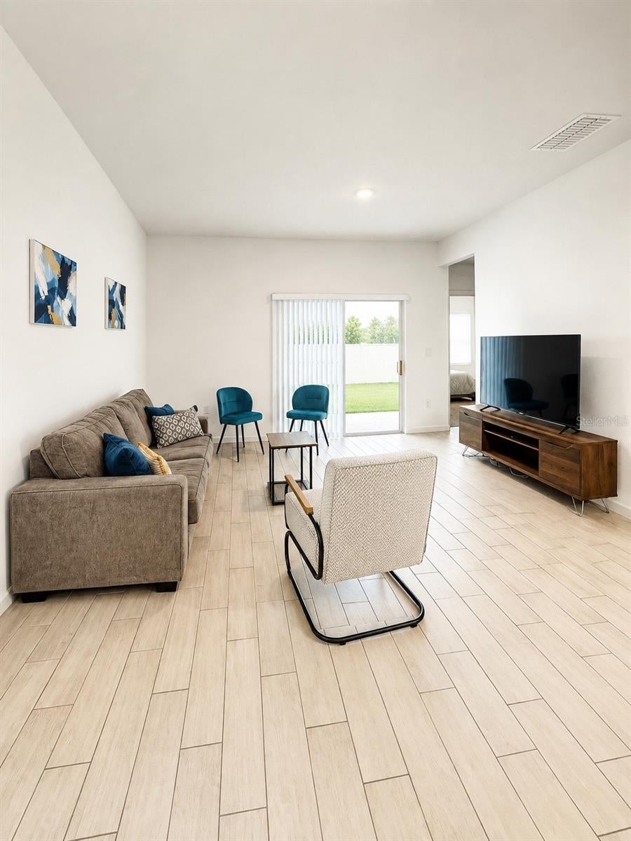 3501 YARIAN DRIVE