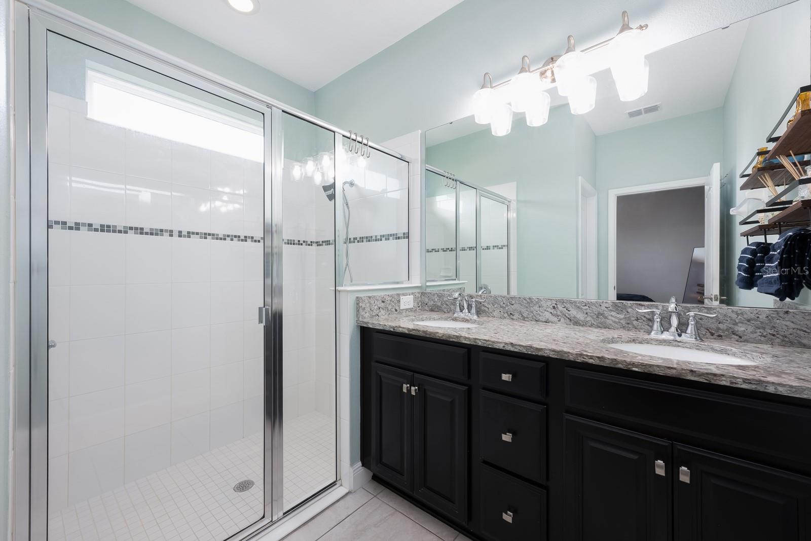 VICTORIA TRAILS NORTHWEST 7 PH 2 - Residential