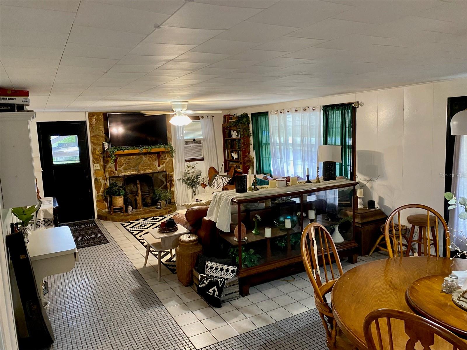 3801 US HIGHWAY 17 92 N