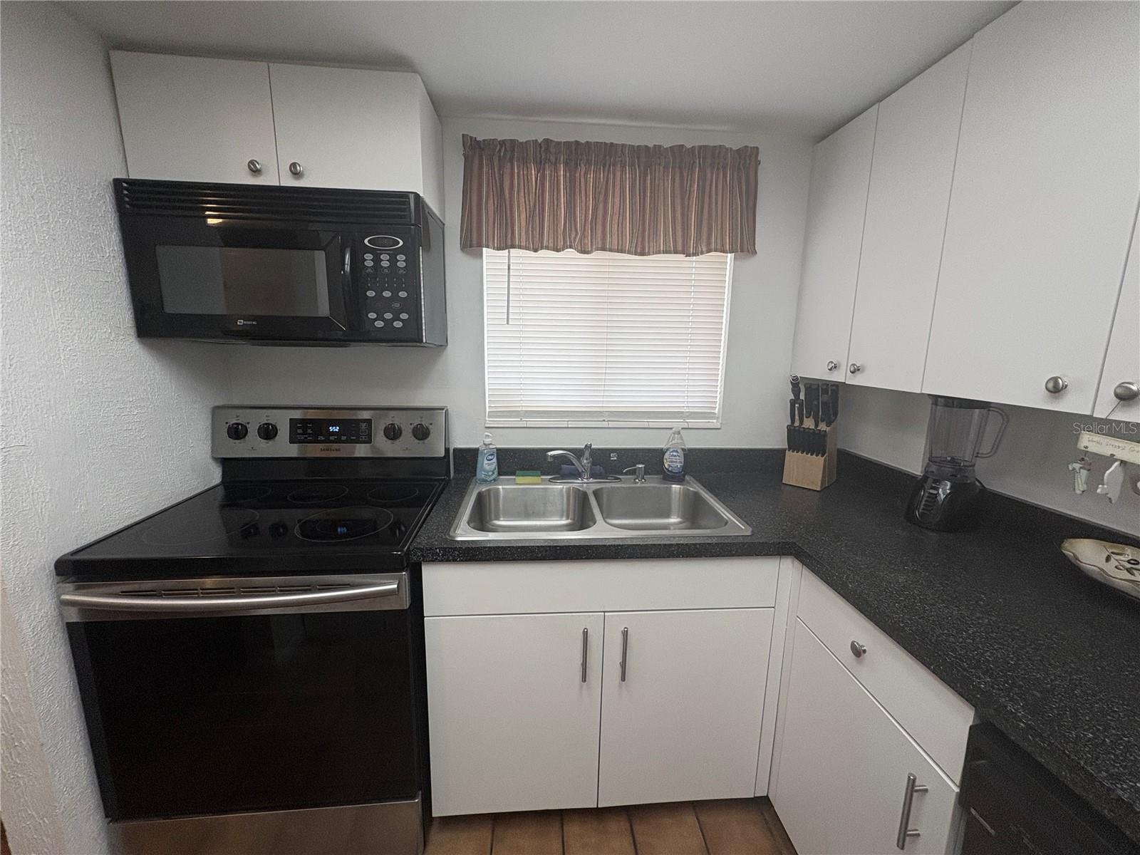 4137 LAKE BAYSHORE DRIVE C505