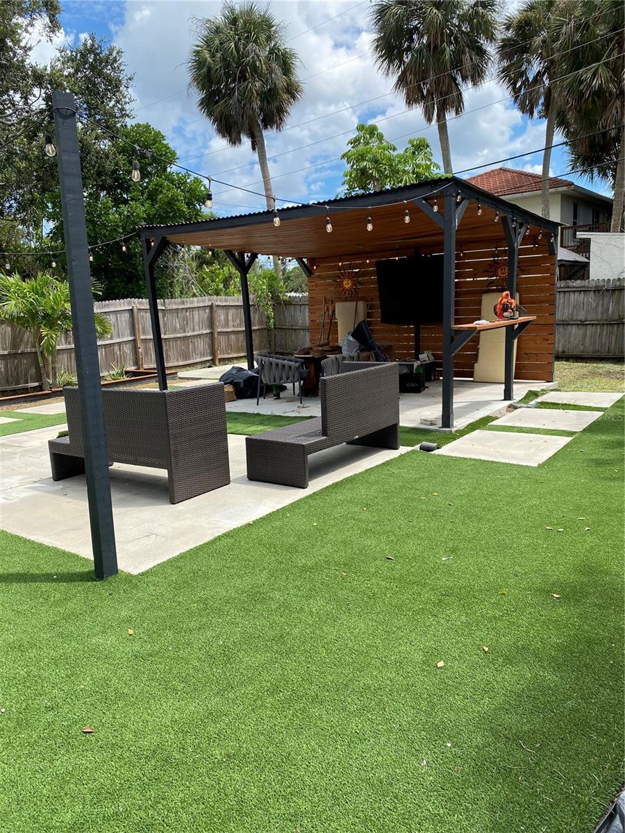 WHITFIELD ESTATES BLKS 14-23 & 26 - Residential