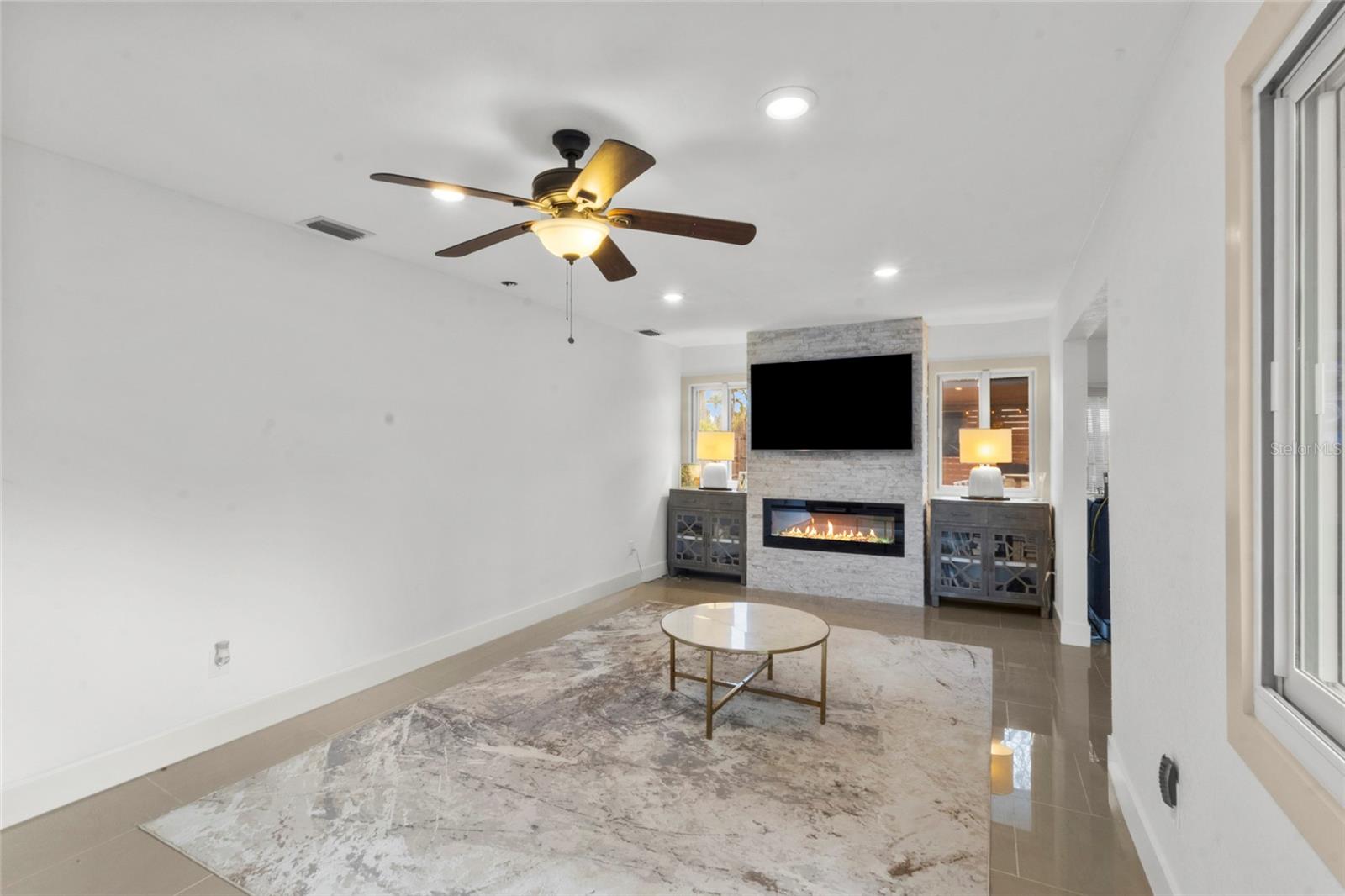 WHITFIELD ESTATES BLKS 14-23 & 26 - Residential