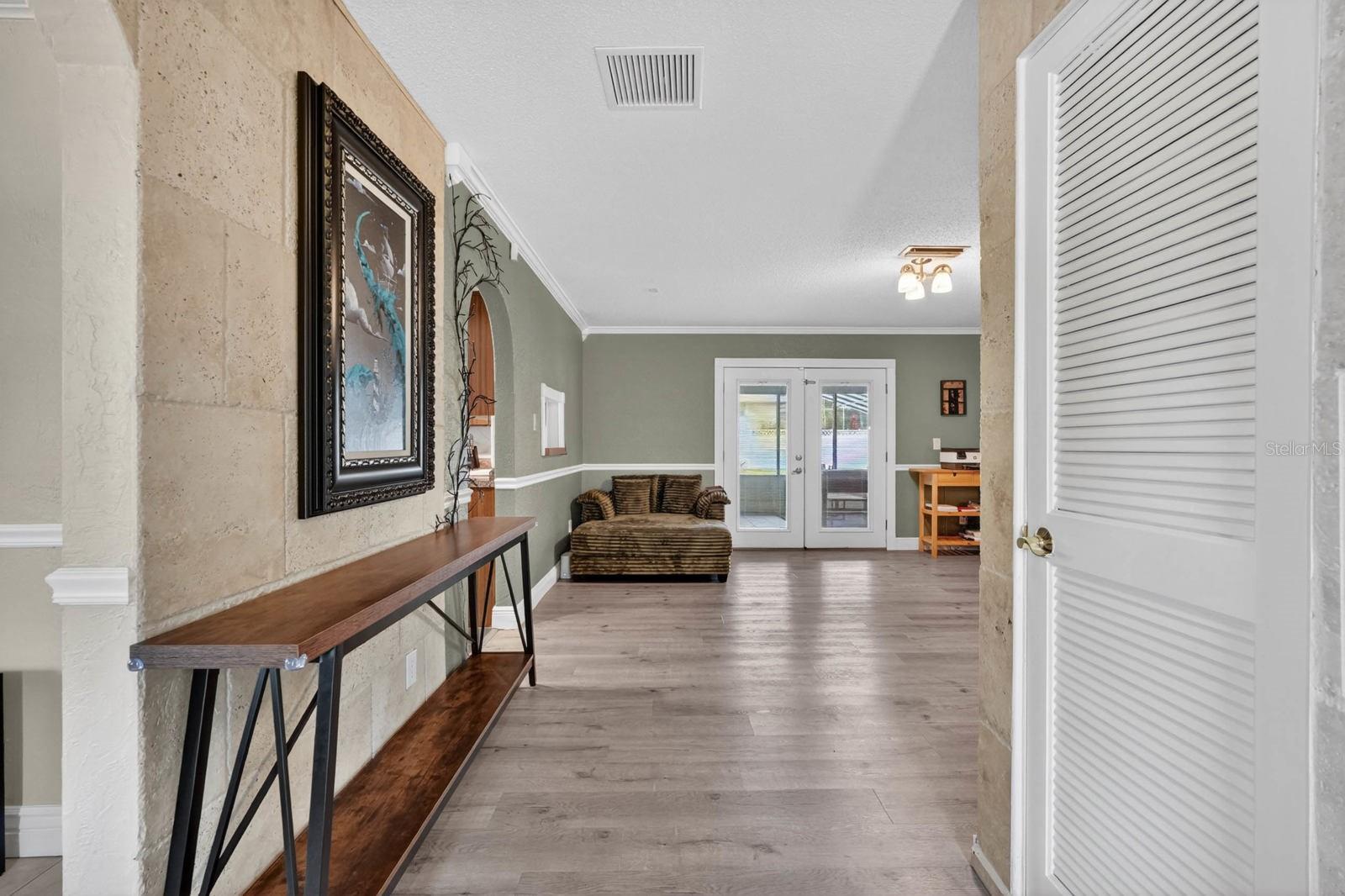 DAYTONA SHORES SEC 02 - Residential