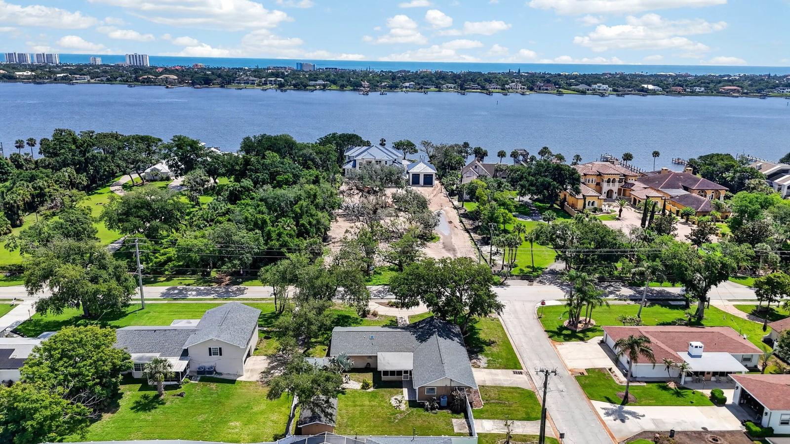 DAYTONA SHORES SEC 02 - Residential
