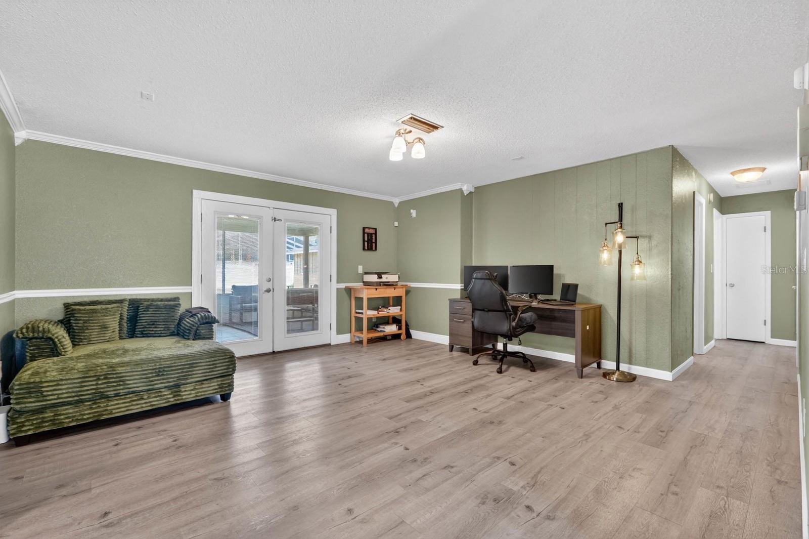 DAYTONA SHORES SEC 02 - Residential